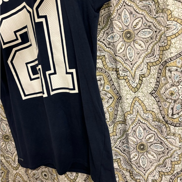 The Nike Tee Cowboys (Elliott) Men’s T-Shirt (L) - Picture 3 of 9